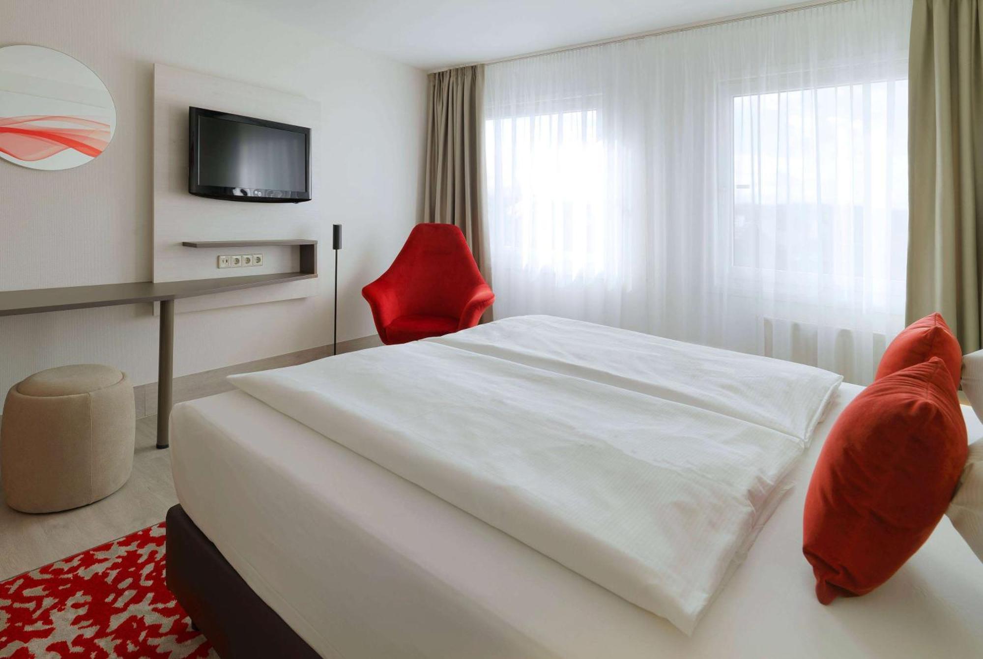 Ramada By Wyndham Dresden Hotel Ngoại thất bức ảnh